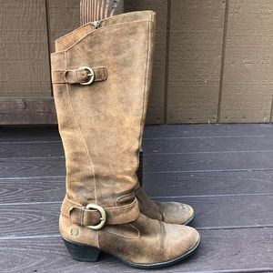Born Brown Suede Boots